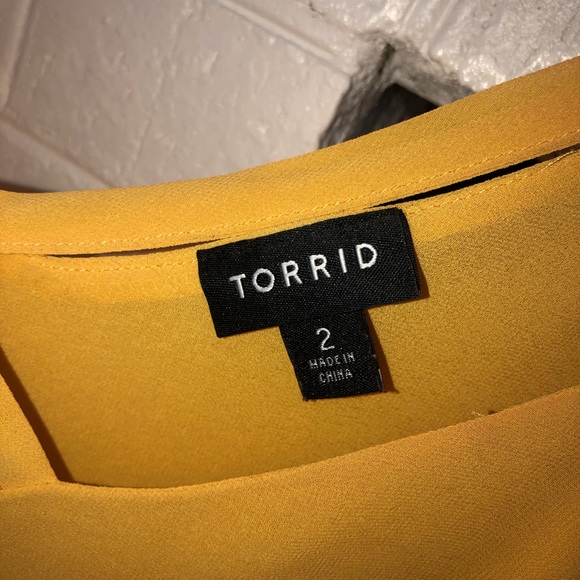 Women’s yellow tank top - Picture 2 of 2